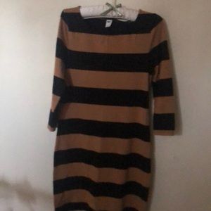 A beautiful dress in great shape and beautiful condition